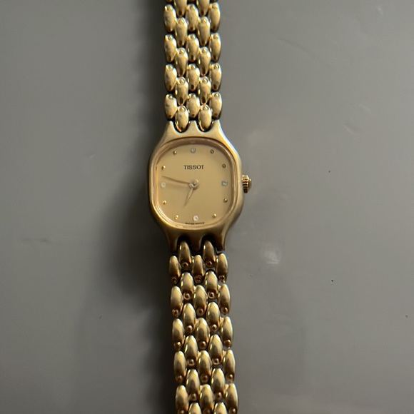 Tissot Swiss Made Matte Gold Tone Ladies Watch - Picture 14 of 14